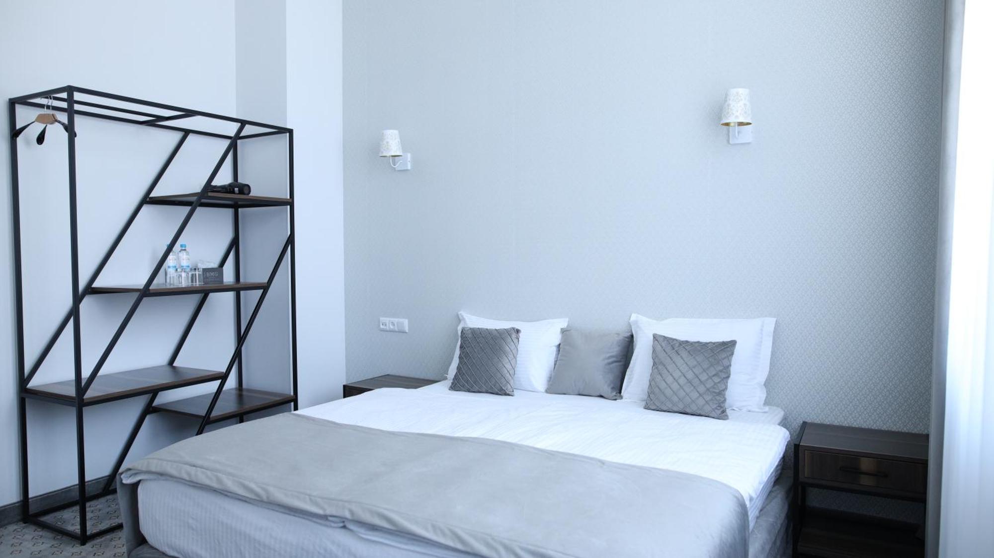 Bmg Hotel By Grigoryans Group Горис Экстерьер фото