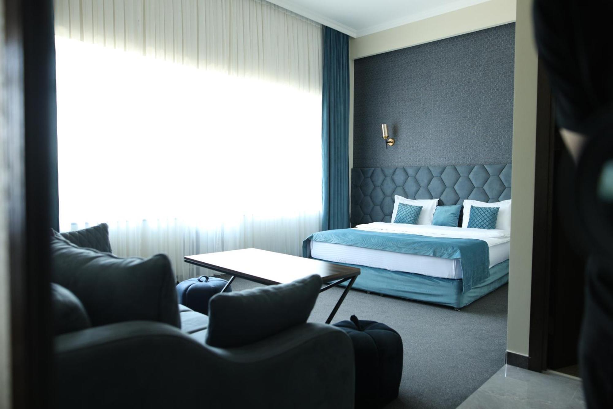 Bmg Hotel By Grigoryans Group Горис Экстерьер фото