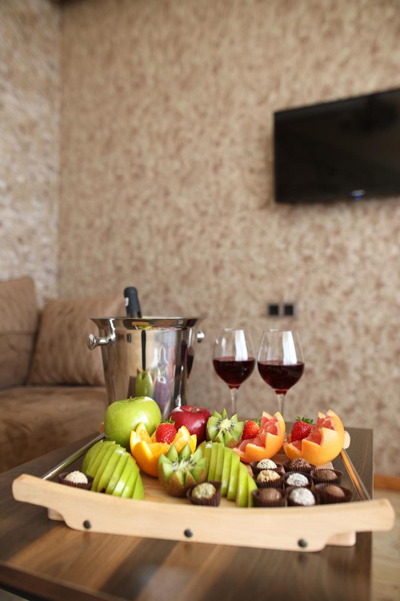 Bmg Hotel By Grigoryans Group Горис Экстерьер фото