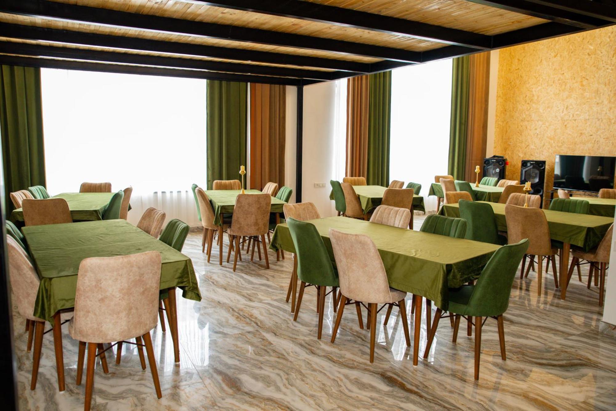 Bmg Hotel By Grigoryans Group Горис Экстерьер фото